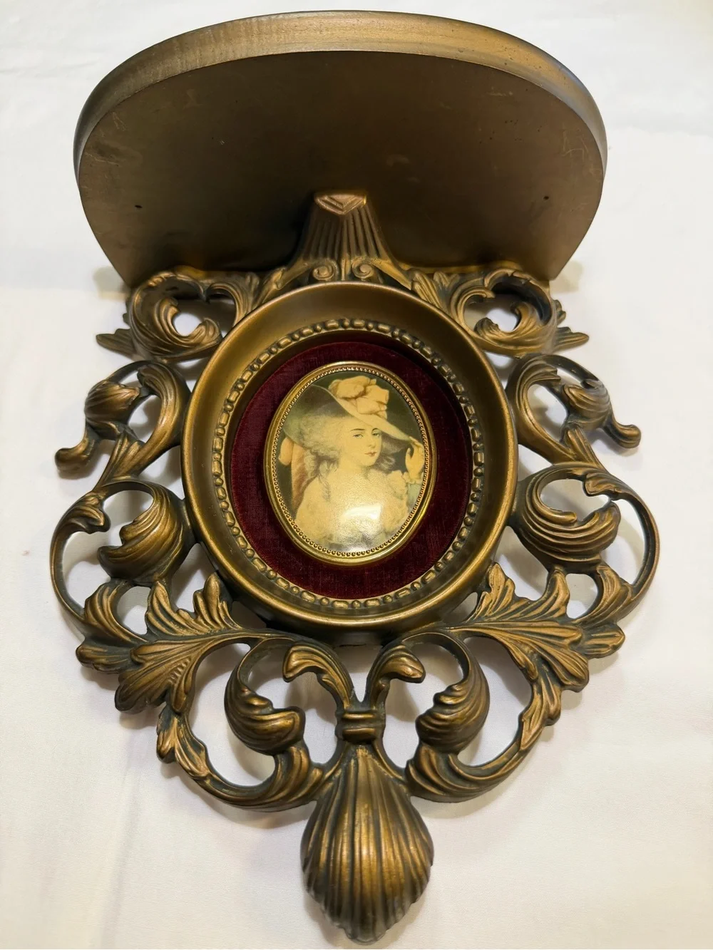 Pair of Cameo Creations Wall Shelf Sconces Victorian Hollywood Regency Gilded